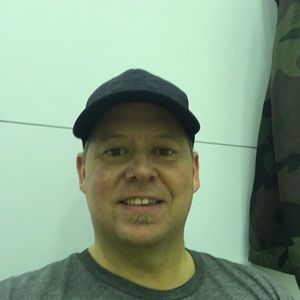 Meet your Posher, Travis